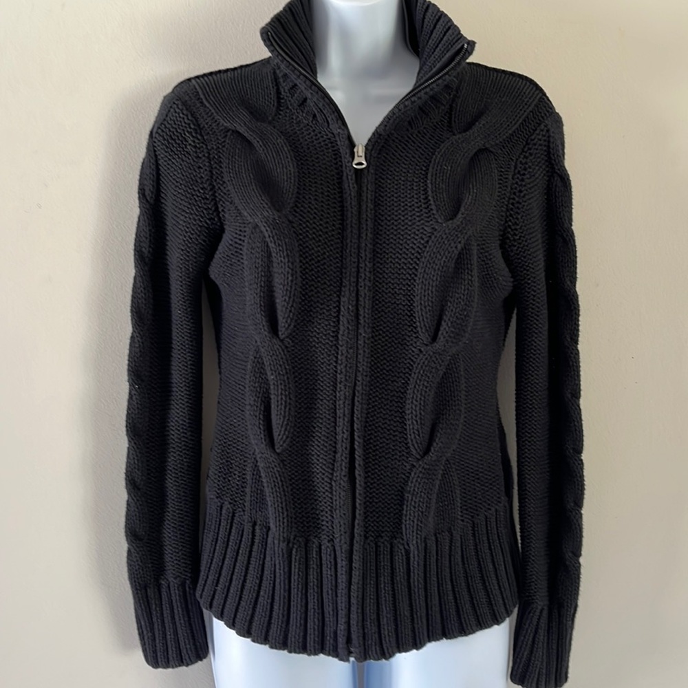 Harold’s cable knit zip cardigan S